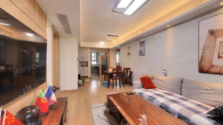 朗悦花园二手房实景图