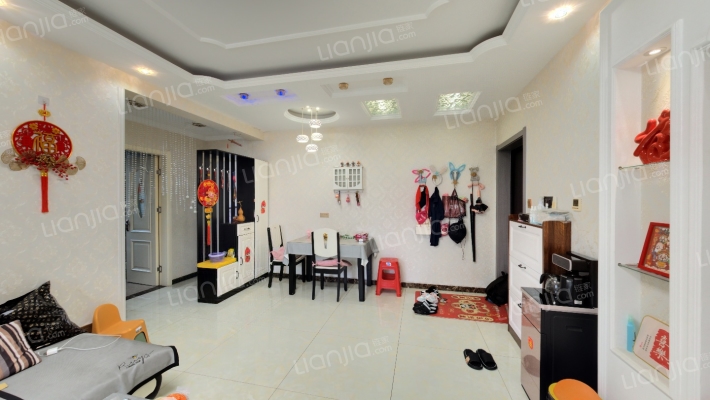 新塘组团佳美苑二手房实景图