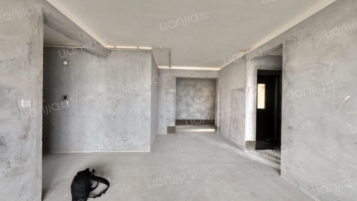 荣盛鹿山府二手房实景图