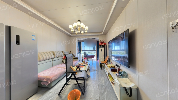 水乡朗盛苑二手房实景图