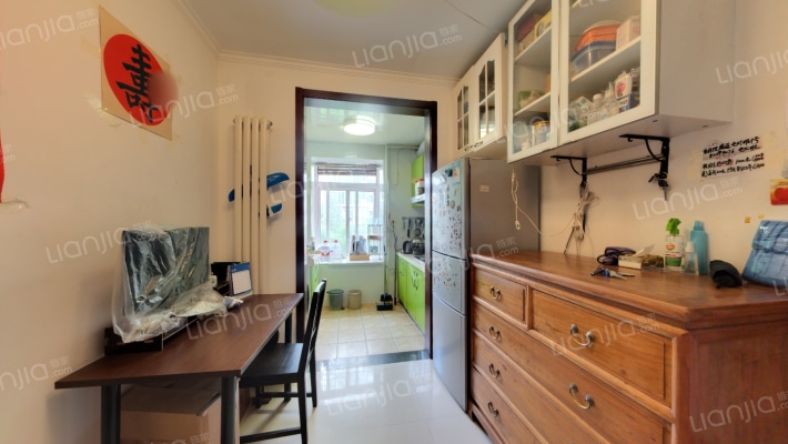 首体家属院二手房实景图