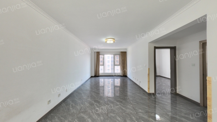 阳光100阿尔勒二手房实景图