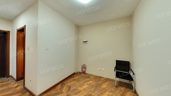 绿地香颂二手房实景图