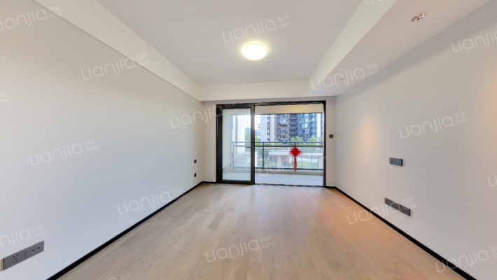 信城缙华府二手房实景图