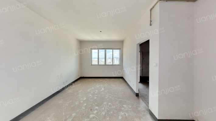 渝隆观江二手房实景图