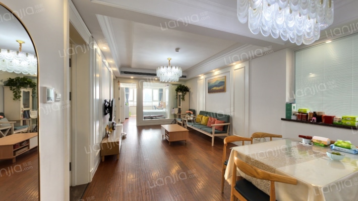 海信都市逸品二手房实景图