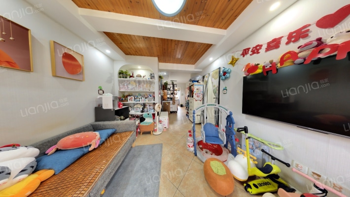 亲亲家园四期二手房实景图