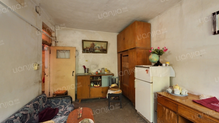 英雄山路138号二手房实景图