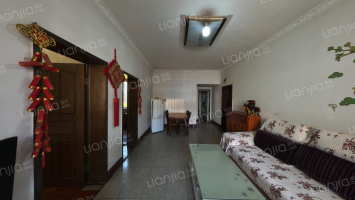 黄金堡普通住宅小区二手房实景图