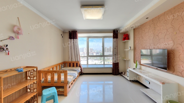 天然居二期二手房实景图