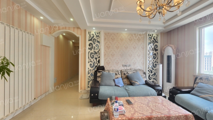 六合幸福门二期二手房实景图