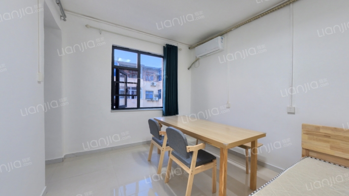 铁英街十四号院二手房实景图