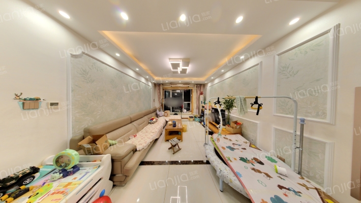 融创中央学府东区二手房实景图