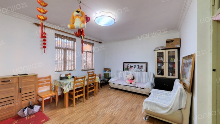 招商新村二手房实景图