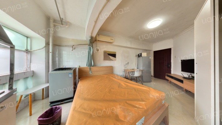 新鹏苑二手房实景图