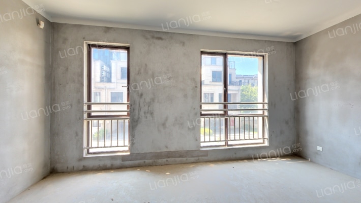 天华玺园二手房实景图