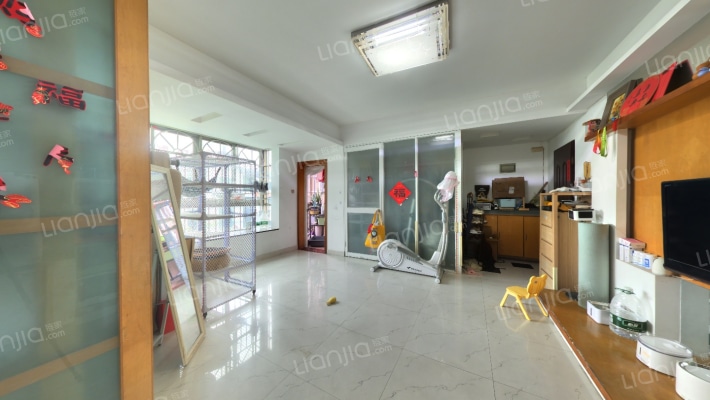 金湖星苑二手房实景图