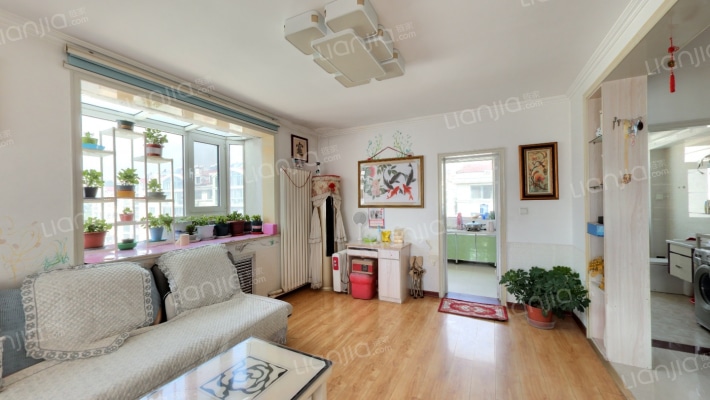 万德德海苑二手房实景图