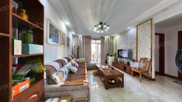 尚美时代B区二手房实景图