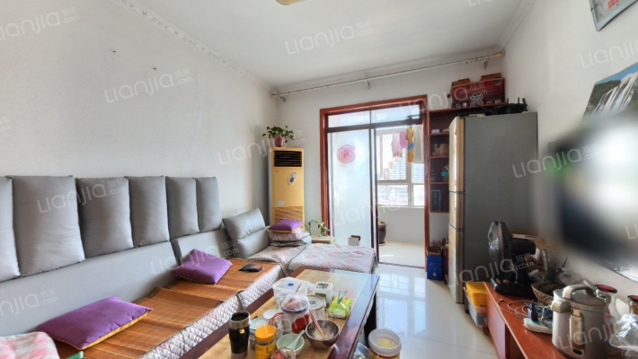 鹏飞花园二手房实景图