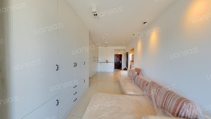 鲁能城中央公馆B区二手房实景图