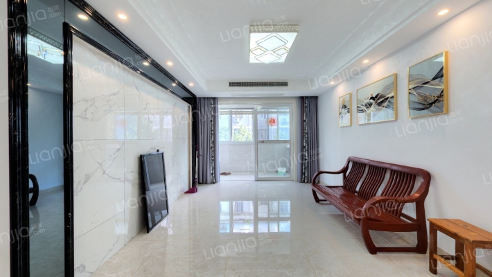 吴逸花园二手房实景图