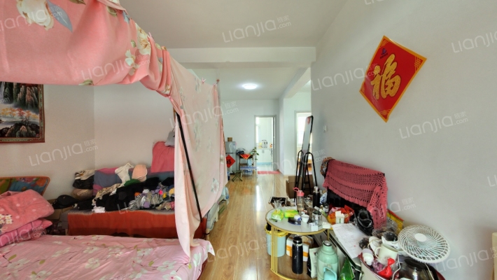 海城华庭二手房实景图