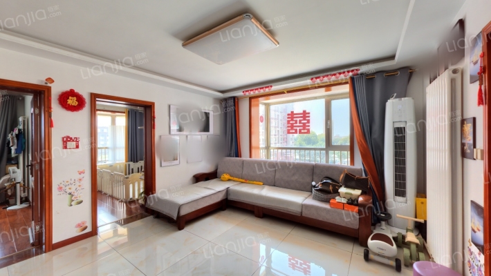 港城华府二手房实景图