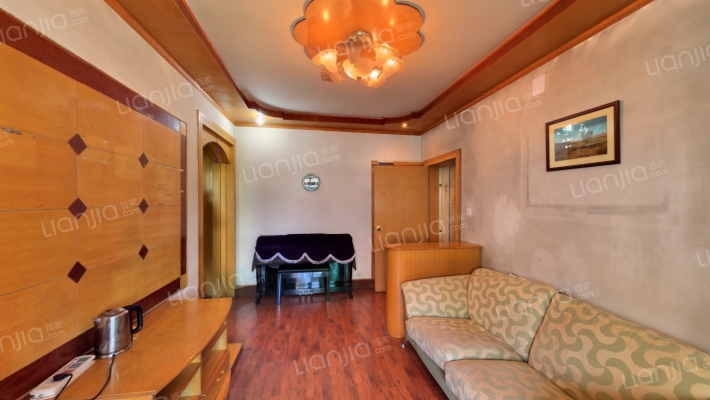 中航工业西控甲楼大院二手房实景图