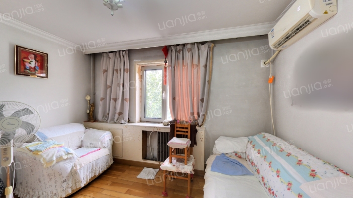 景园里二手房实景图