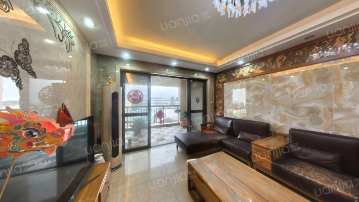 丽湖名轩二手房实景图