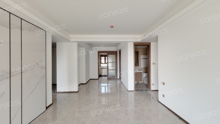 世茂璀璨学府二手房实景图