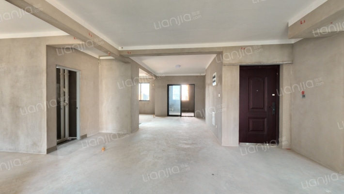 雅上云境二手房实景图