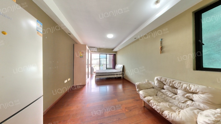 万科第五园四期二手房实景图