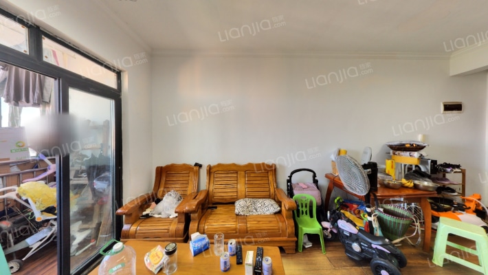 龙桥花苑四组团二手房实景图