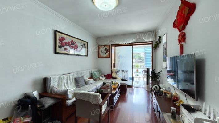 中崂路二手房实景图