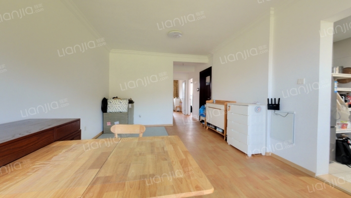 田园牧歌麓云苑二手房实景图