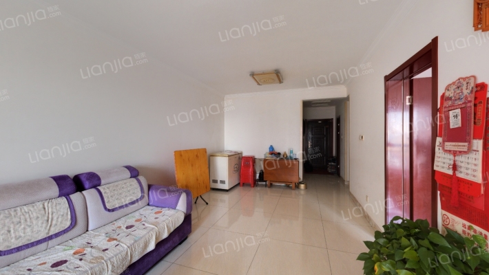 新塘组团佳和苑二手房实景图