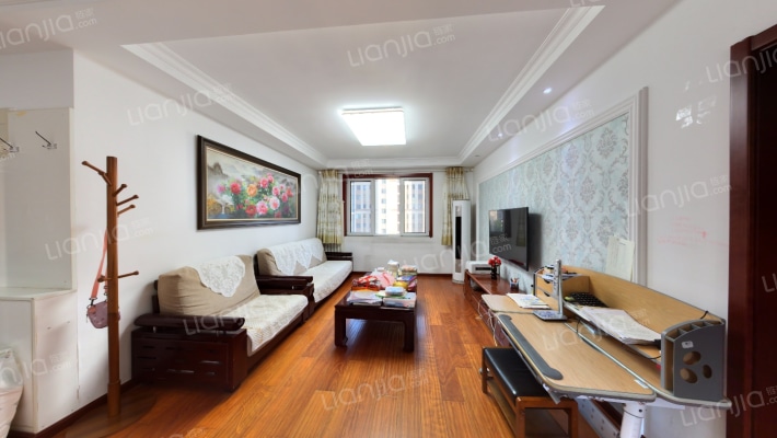 东城逸家逸俊园二手房实景图