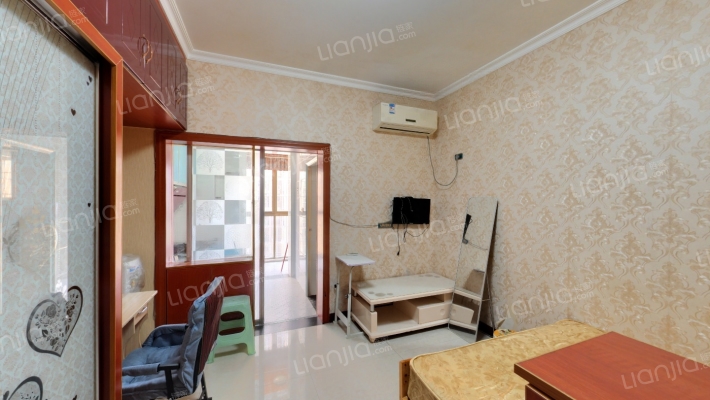 南河丽景D区二手房实景图