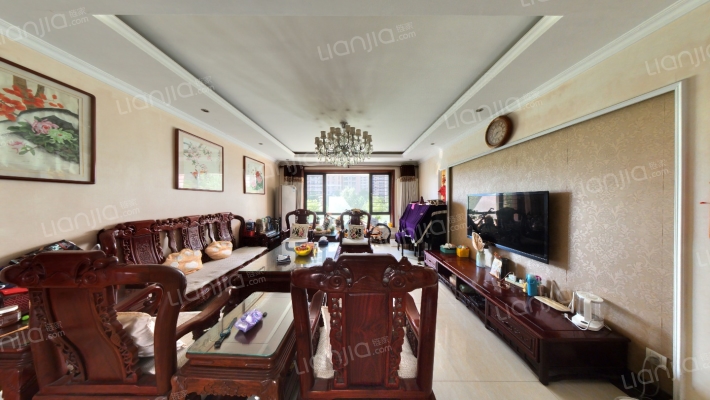 名士豪庭1区二手房实景图