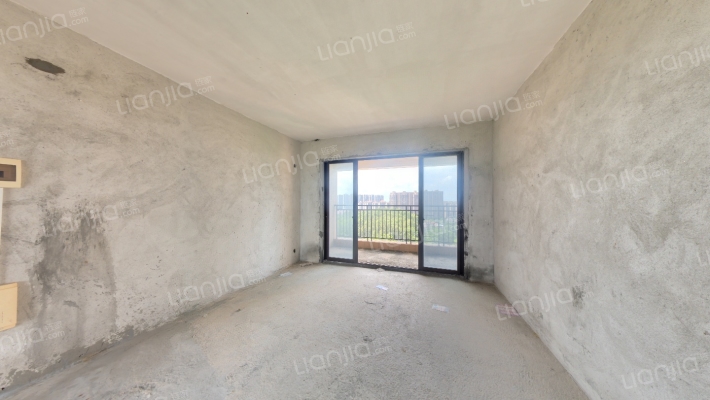 云山峰境四期二手房实景图