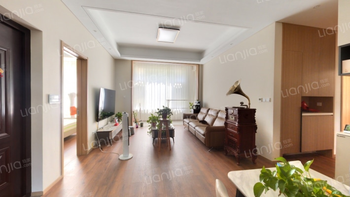 海信彩虹谷二手房实景图