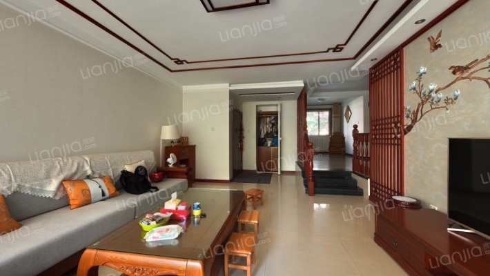 瑞纳鳌园二手房实景图