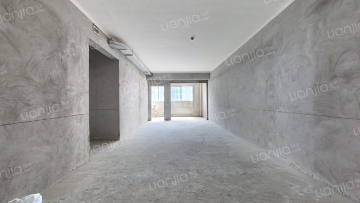 万瑞天际云墅二手房实景图