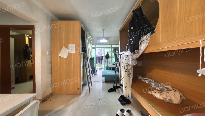 信义假日名城三期菁华园二手房实景图