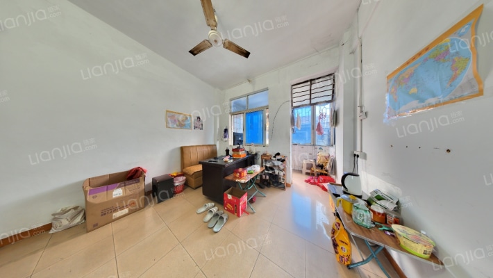 化纤厂宿舍二手房实景图