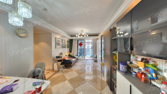 翡翠江南华庭二手房实景图