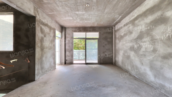 南山绿庭A区二手房实景图