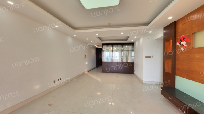 万科金域蓝湾三期二手房实景图